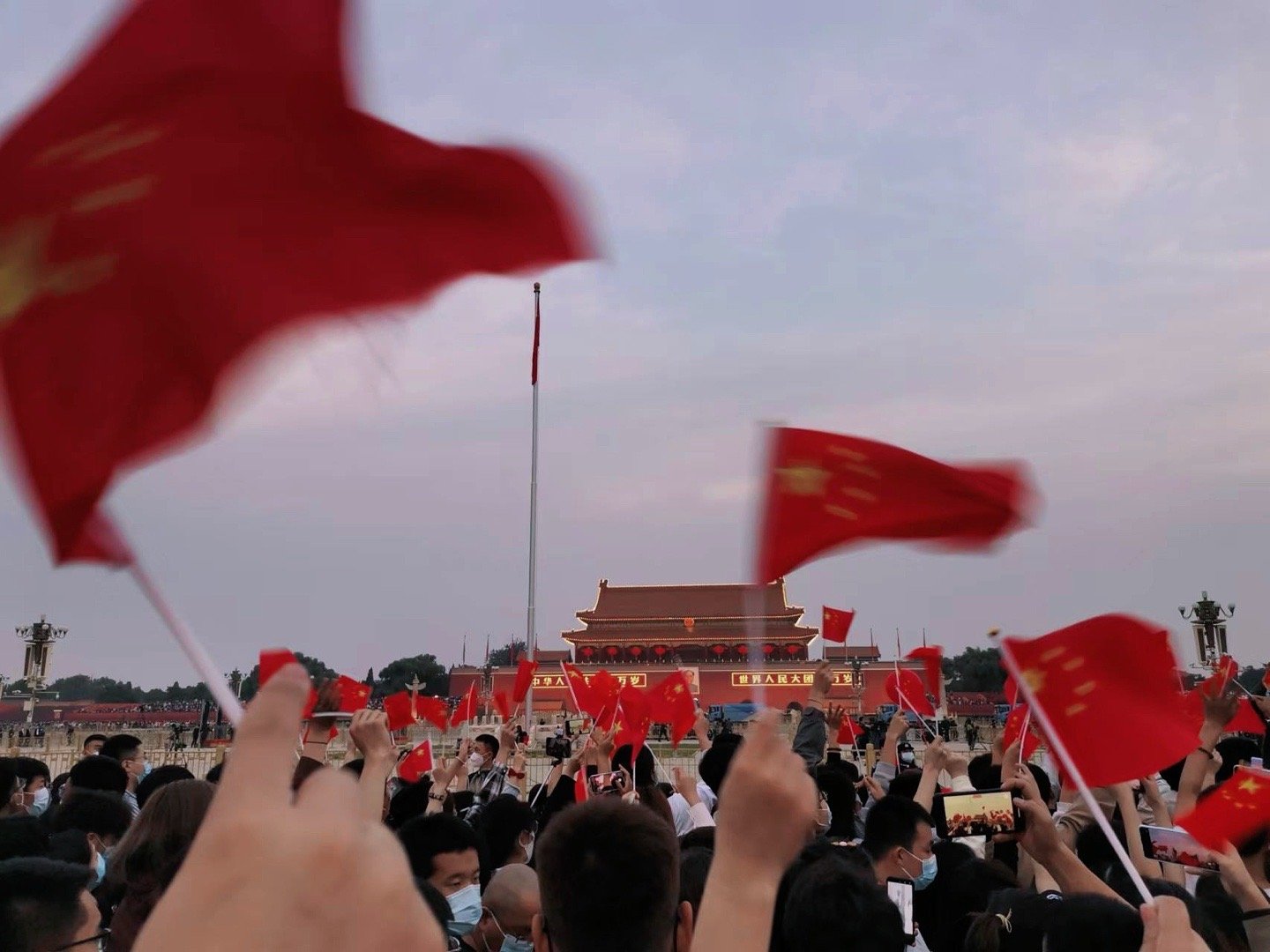 1751766885171924.jpg 天安门4.jpg